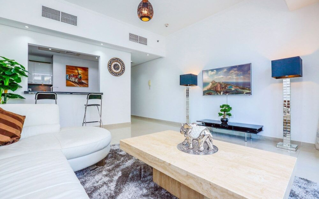 Studio Apartment - Silverene Tower B - MSG 8766