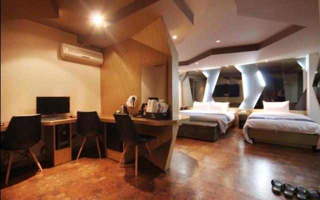 Hotel June Haeundae