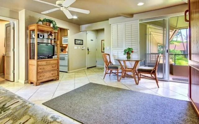 Maui Kaanapali Villas B242 by RedAwning