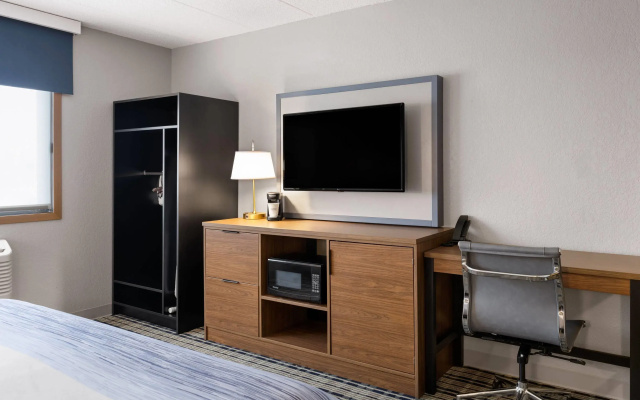AmericInn by Wyndham Alexandria