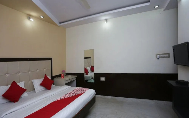 OYO 8391 Hotel Sanjog Resort