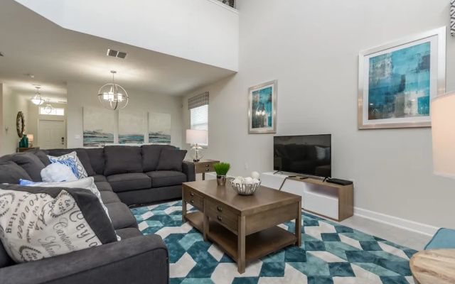 1577 Tempo Lane