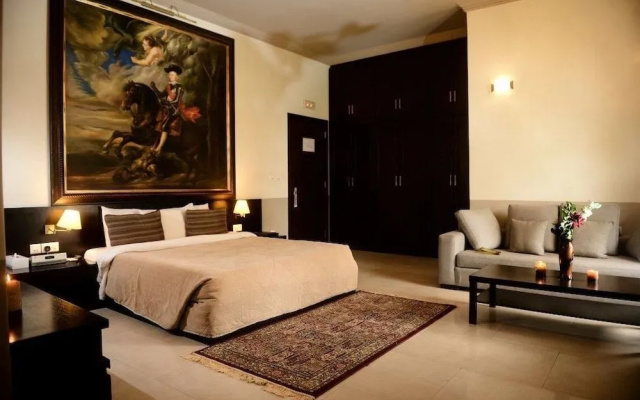 Elion House Hotel