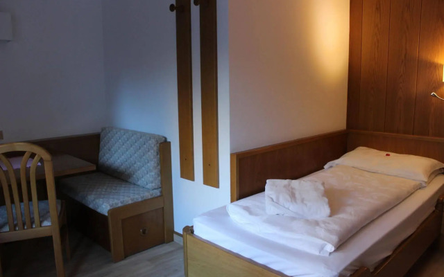 Hotel Ramon