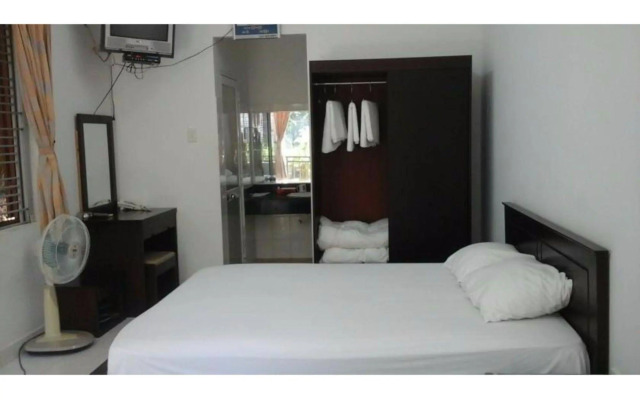Long Chau Resort