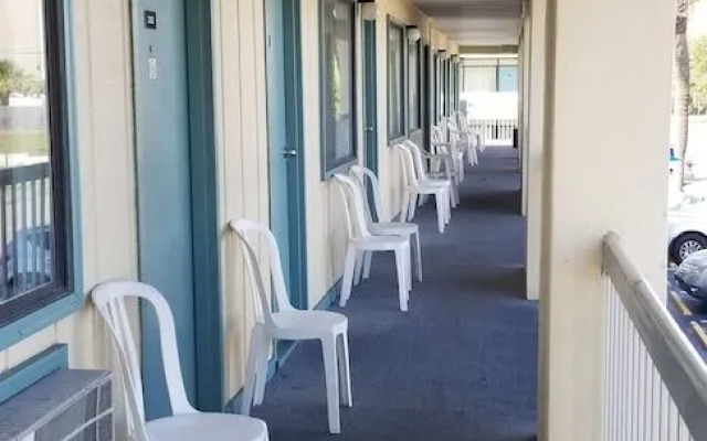 Calypso Motor Inn