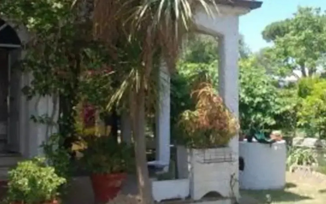Houseland Romes Beach