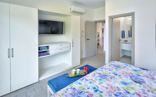 Sunset Blvd 10A - 2 Br Condo