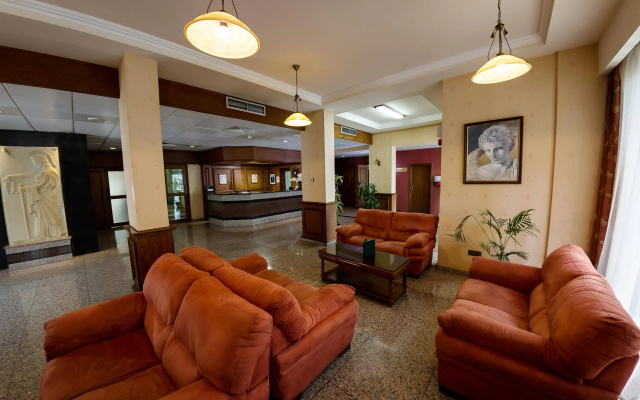 Kapetanios Limassol Hotel