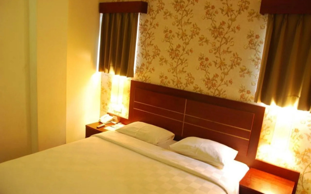 Royal Jelita Hotel