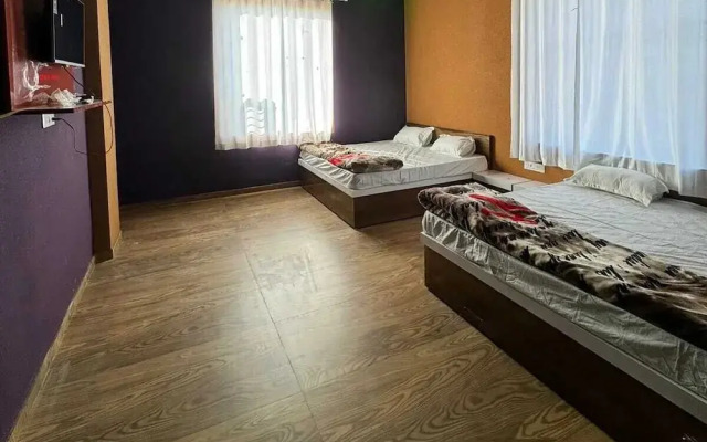 Hotel Raghukul