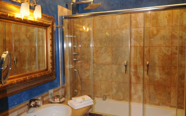 Roma Romantica Suite