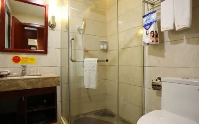 Tianshang Renjian Motel