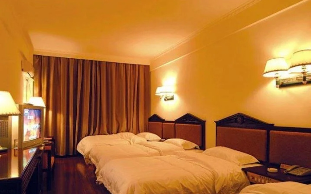 Dongxing Hotel