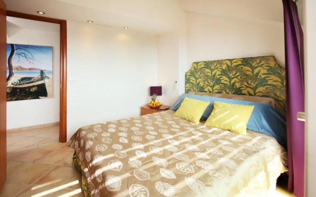 Taormina center 4 BR penthouse, terrace with views