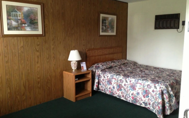 Capri Motel