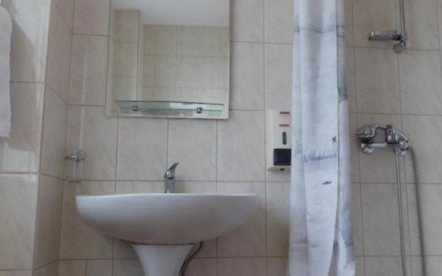 Hotel Amadeo