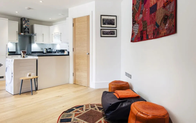 Majestic Maida Vale Home near Regents Park