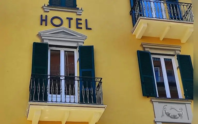 Hotel Palace