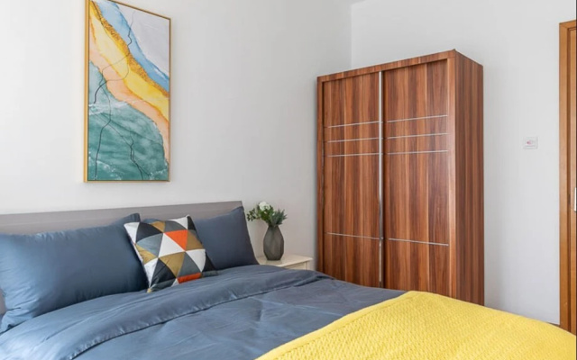 Locals Boutique Apartment ShijichengNo11