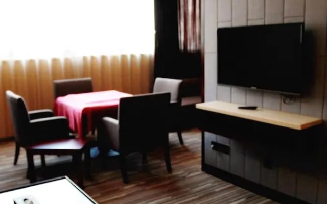 Wuhan Jiutong Haiyuan Hotel