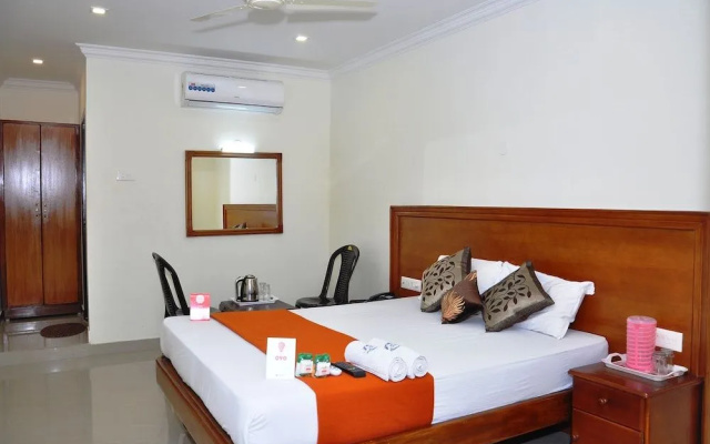 Hotel NNP Grand