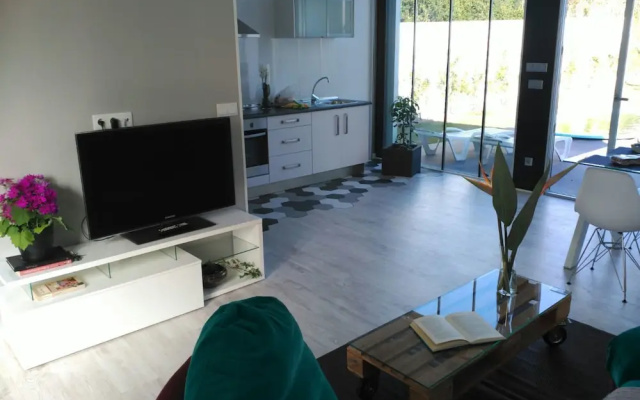 104367 - House in Boiro