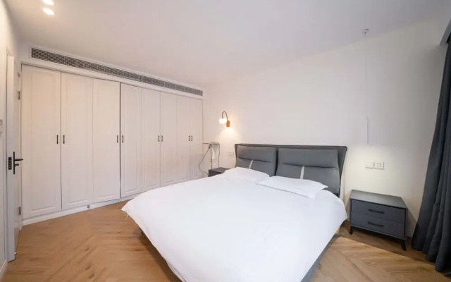 ZHome-Three floors 4 bedrooms