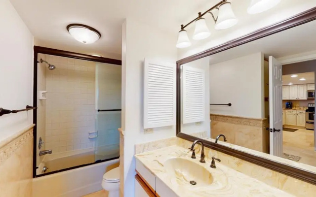 7169 Harbourside II
