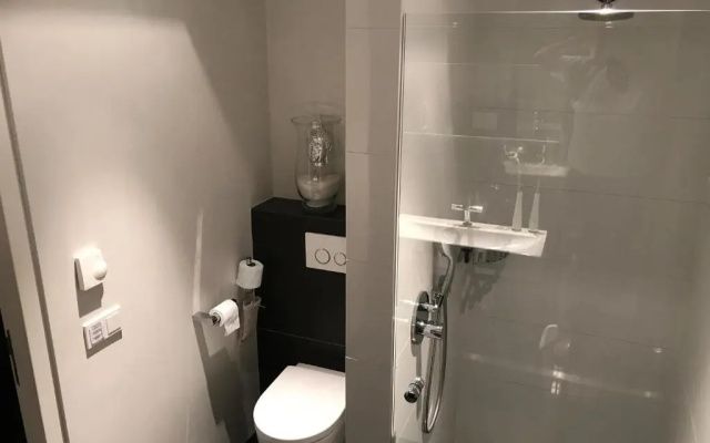WK12 Suite