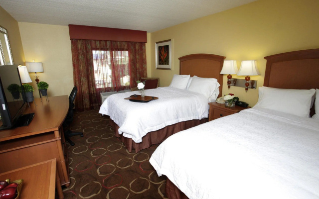 Hampton Inn Tropicana