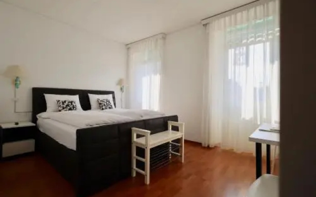 Hotel Corona