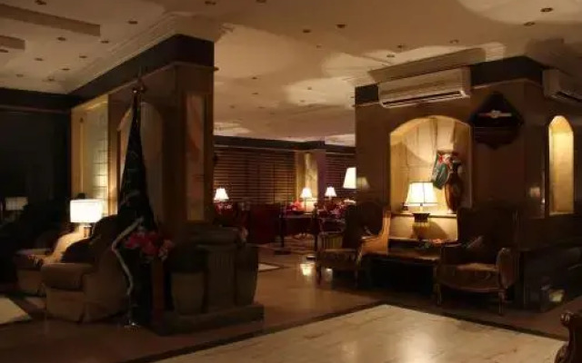 Abha Crown Hotel