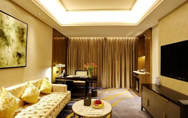 Yibin Celebrity City Hotel