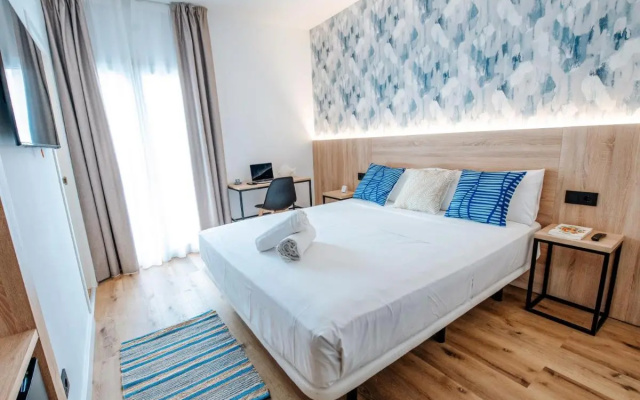 Sweet Lloret Suites - Smart Hotel
