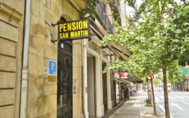 Отель Pensión San Martin вид на фасад