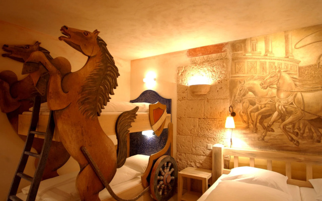 Europa-Park Erlebnis-Resort, Hotel Colosseo