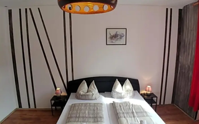 Hatzenporter Paradies (Adults Only)