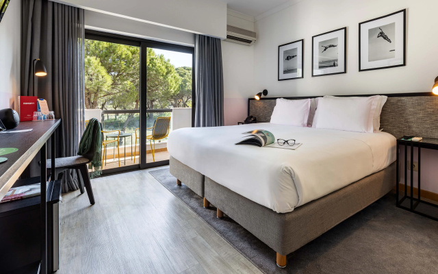 The Magnolia Hotel