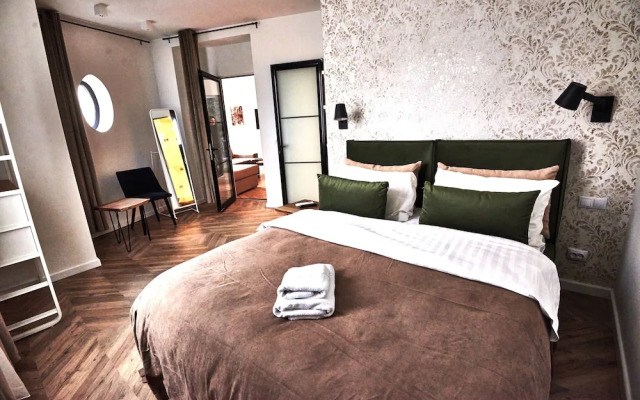 Metropole Apartments Royal Residence