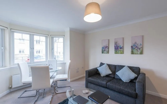 Duloch Apartments KW