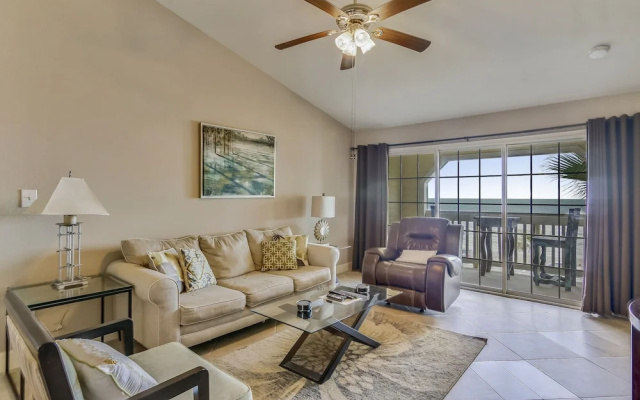 Dawn 234-Aurora - 2 Br Condo