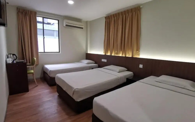 Lot 52 Hostel