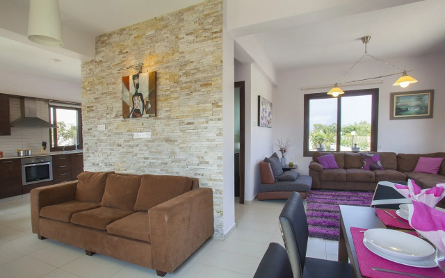 Villa Grecos Grove