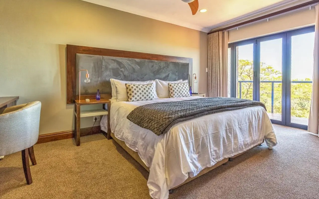 Intle Game Lodge