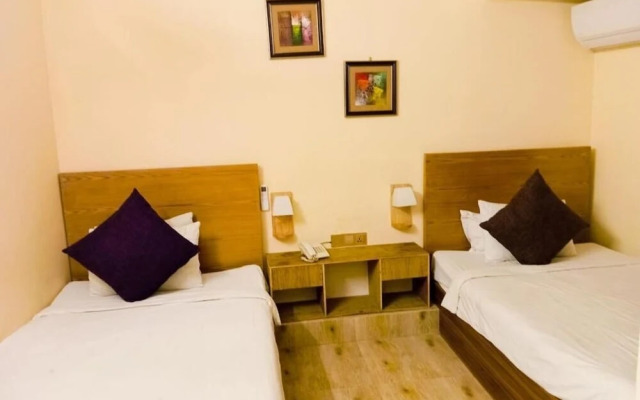 Grand Imperial Hotel