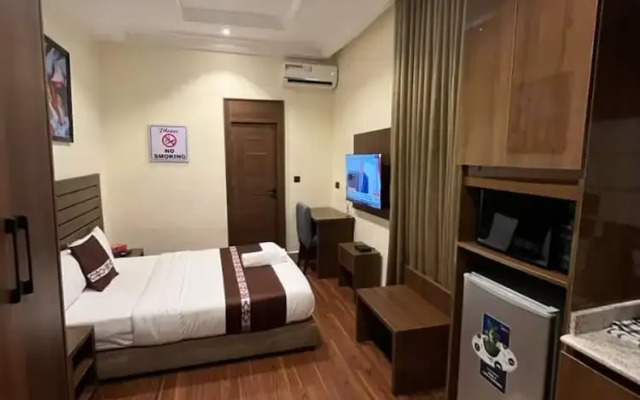 Moz One Apartments