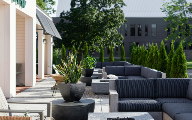 Elwood Hotel & Suites