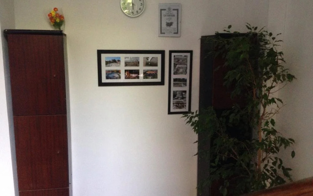 Cvetkov Guest Rooms
