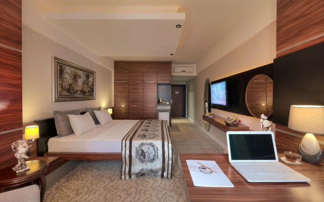 Madame Tadia Hotel